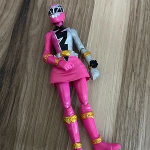 2021 Power Rangers Kishiryu Sentai Ryusoulger Sentai Hero Ryusou Pink Dino Fury